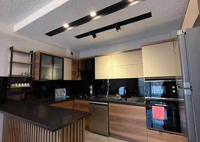 公寓 Huzurlu Aile Evi Guevenlikli Havuzlu Site *