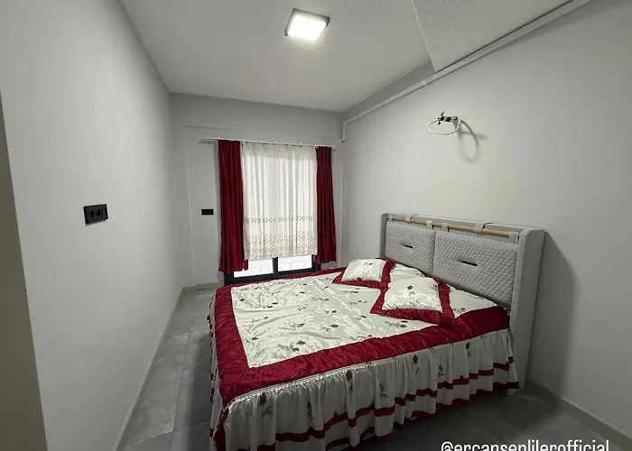 Apartman Huzurlu Aile Evi Guevenlikli Havuzlu Site *